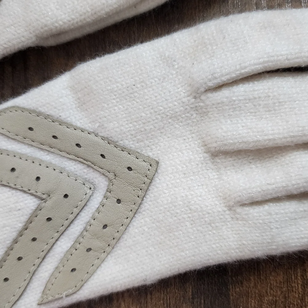 VINTAGE 80s OFF WHITE WOOL GLOVES BEIGE LEATHER TRIM SMALL ELEGANT